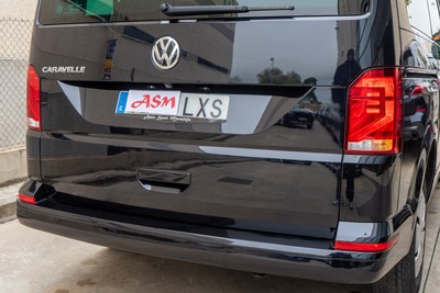 VOLKSWAGEN Caravelle