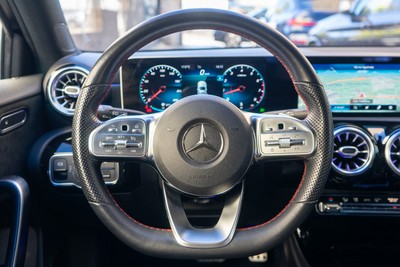 MERCEDES-BENZ Clase A