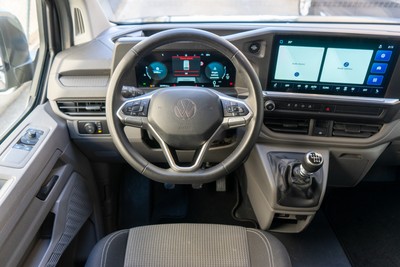 VOLKSWAGEN Caravelle
