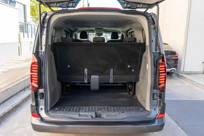 VOLKSWAGEN Caravelle