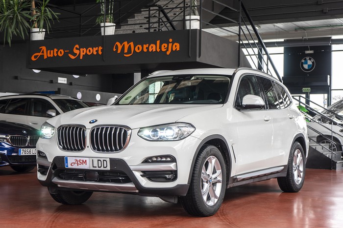 BMW X3 20dA xDrive xLine · Comfort & Connected Pro Packs 190cv Aut ocasión