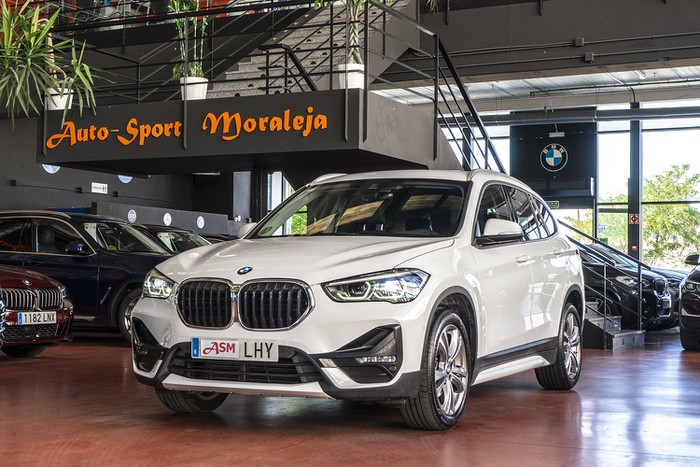 BMW X1 18dA xDrive Sport Line · Executive Plus Pack 150cv Aut ocasión