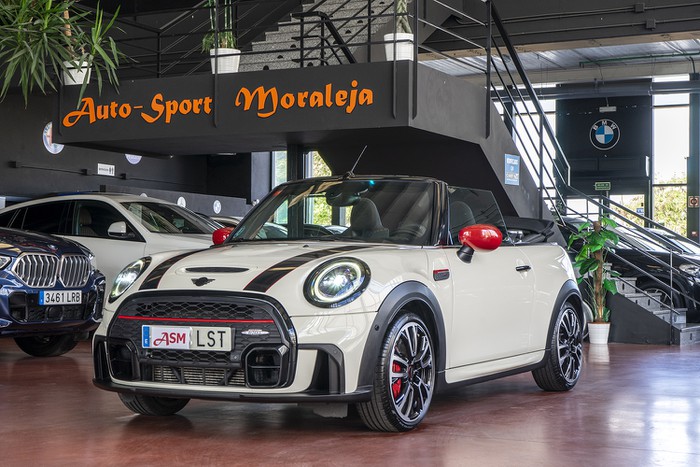 MINI MINI Cabrio John Cooper Works British 231cv ocasión