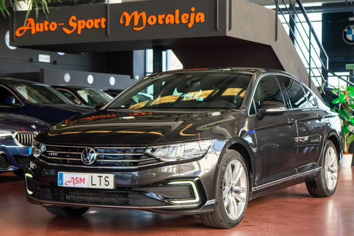 VOLKSWAGEN Passat GTE 1.4TSI 218cv e-Power ocasión