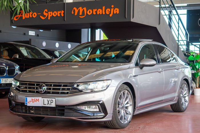 VOLKSWAGEN Passat 2.0TDI 150cv DSG R-Line ocasión